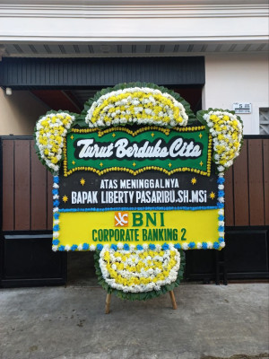 Papan Bunga Duka di Besitang